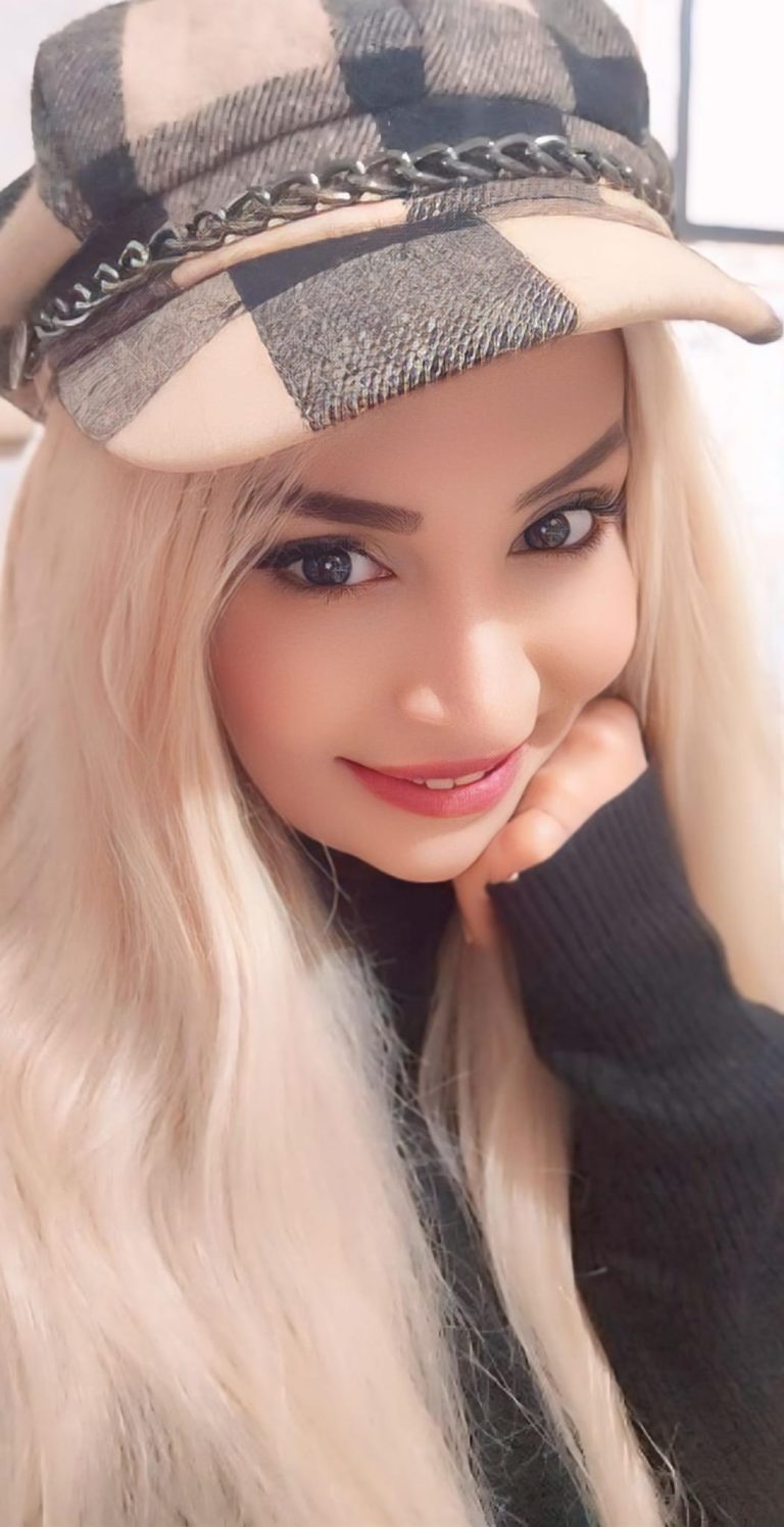 CEREN ile DÖRT DUVAR SAATİ